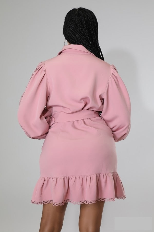 Miss Classy Dress (Blush)